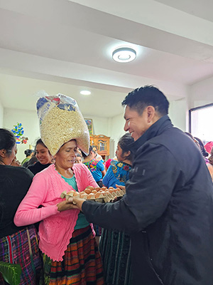 Benedicto Mardoqueo Ixtamer Perez and his wife Maria Cholotio Hernandez